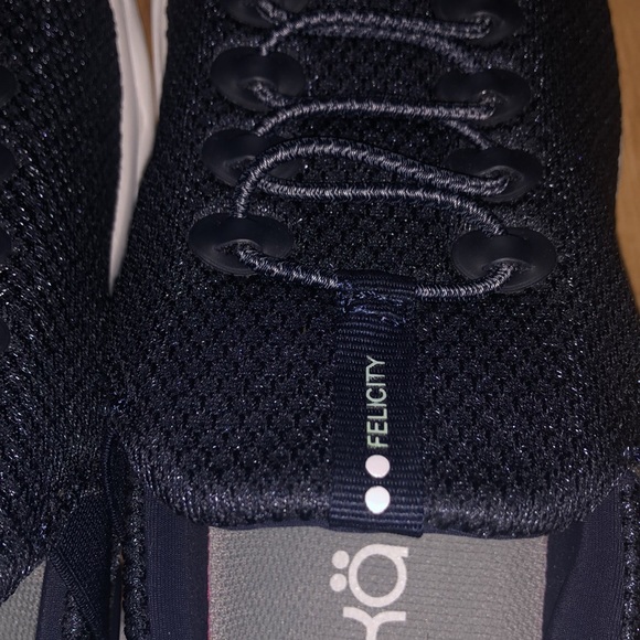 Ryka shoes never worn before in perfect condition!! - Picture 6 of 6